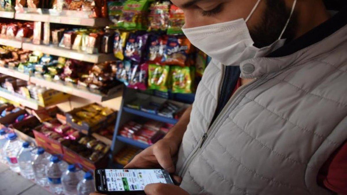 Kütahya'da esnaf Fransız ürünlerini raflardan indiriyor