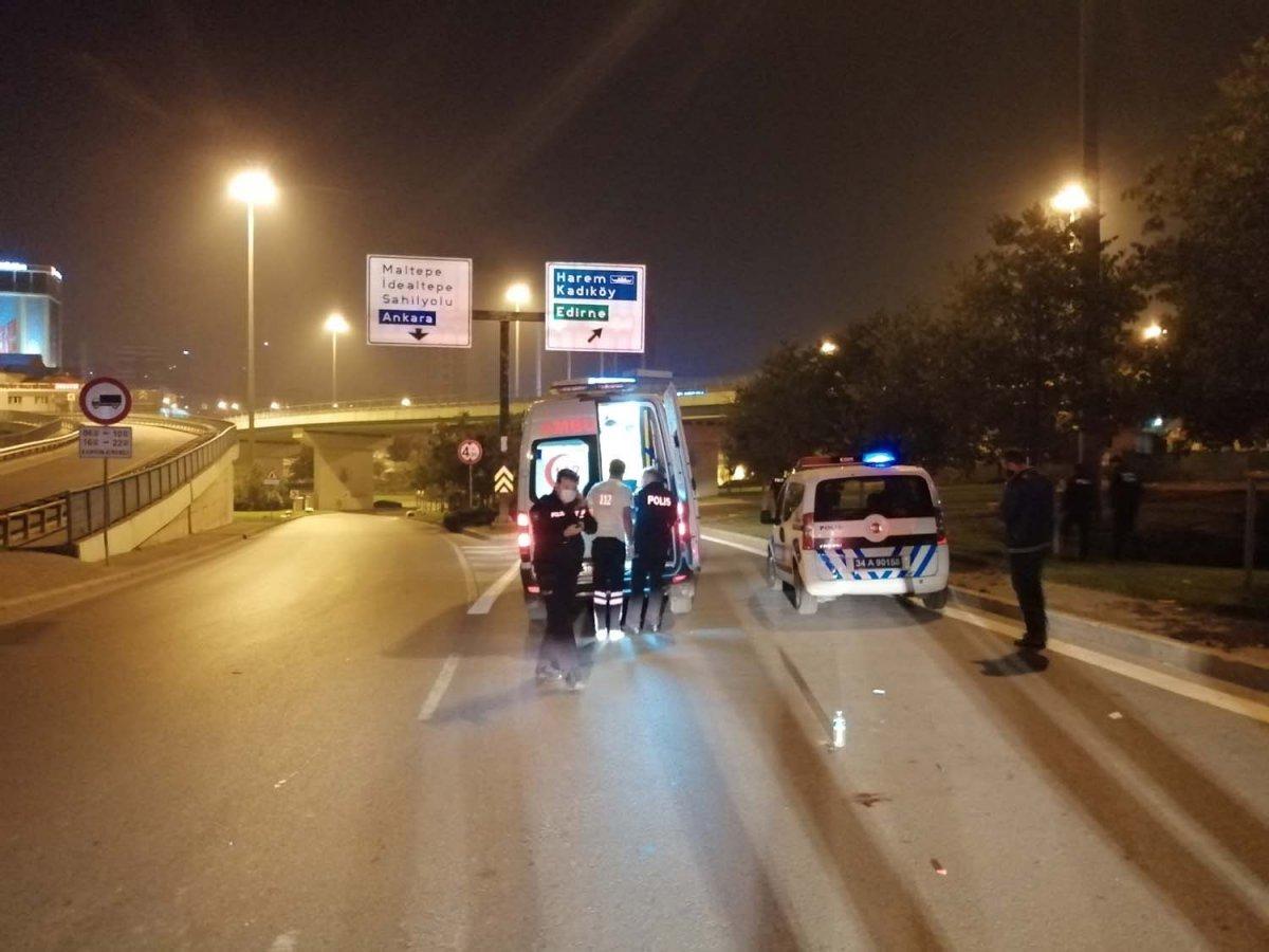Maltepe'de otomobilden indirip üzerlerine kurşun yağdırdılar