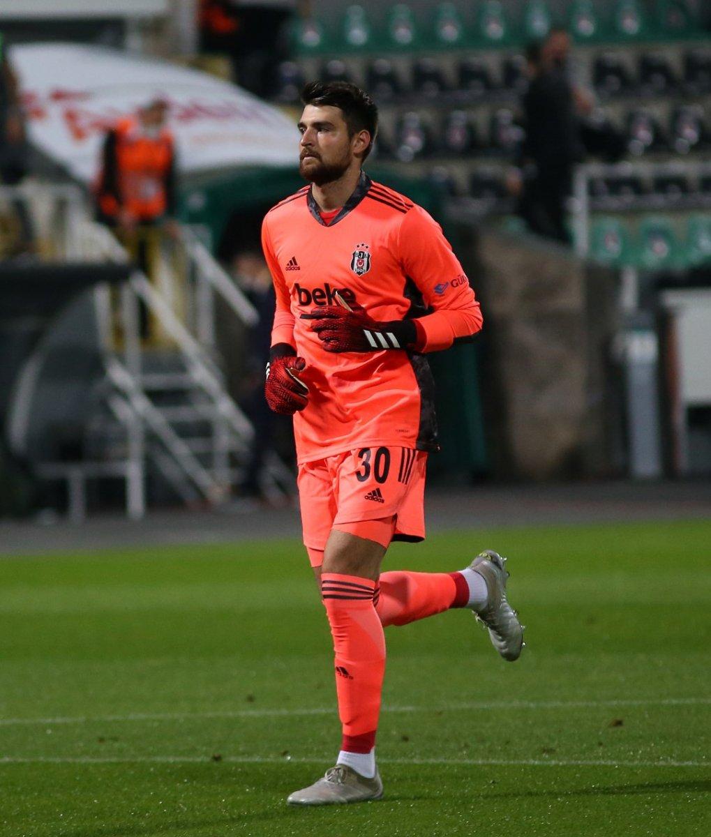 Kalesine gelen şutlarda en az kurtarış yapan kaleciler