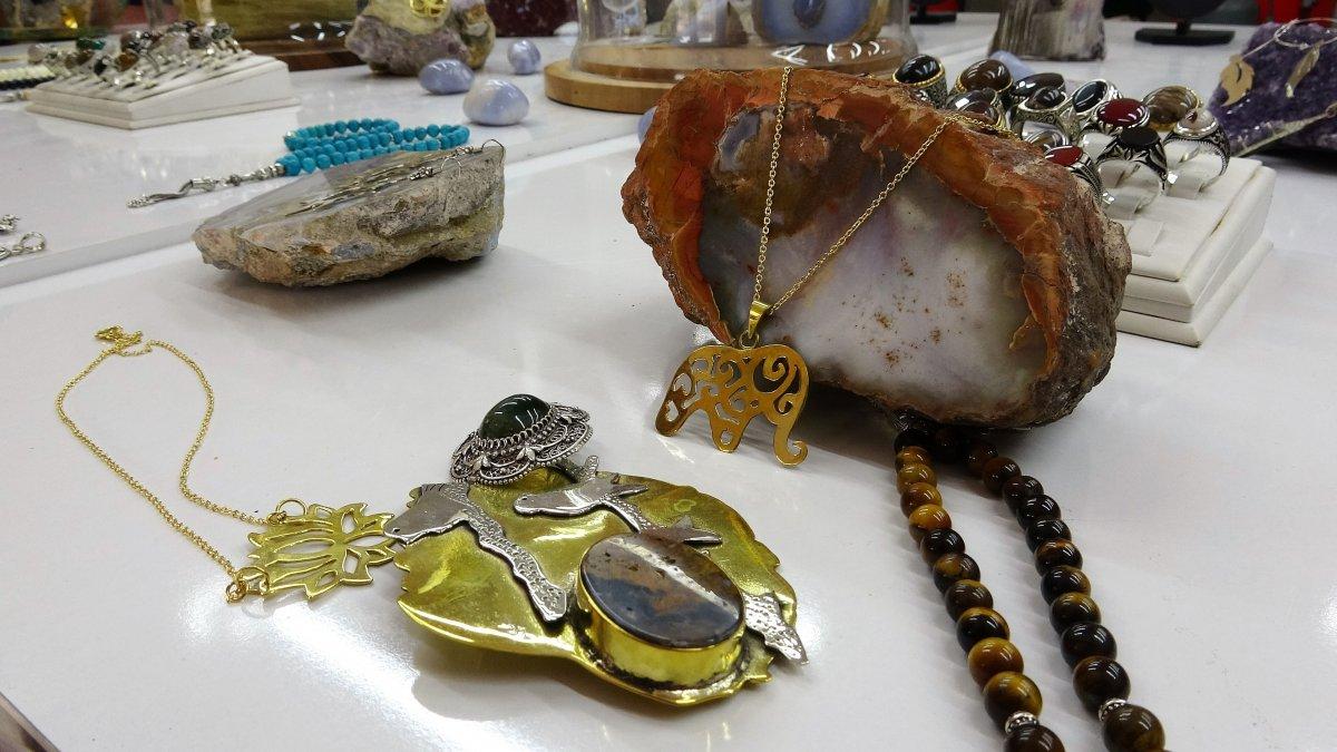 Dünyada sadece Tokat'ta çıkan taşın fiyatı altınla yarışıyor