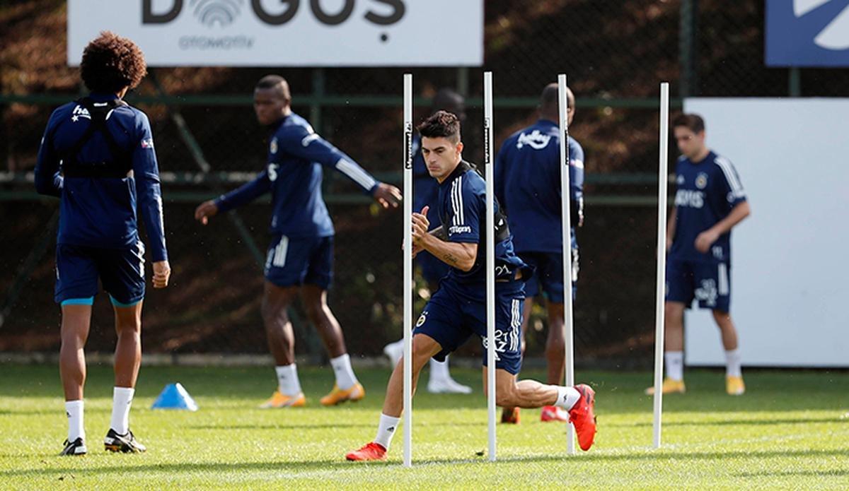 Diego Perotti takımla birlikte çalışmalara başladı