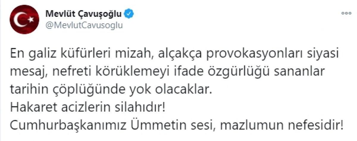 Türkiye'den Charlie Hebdo'nun küstah karikatürüne tepki yağıyor