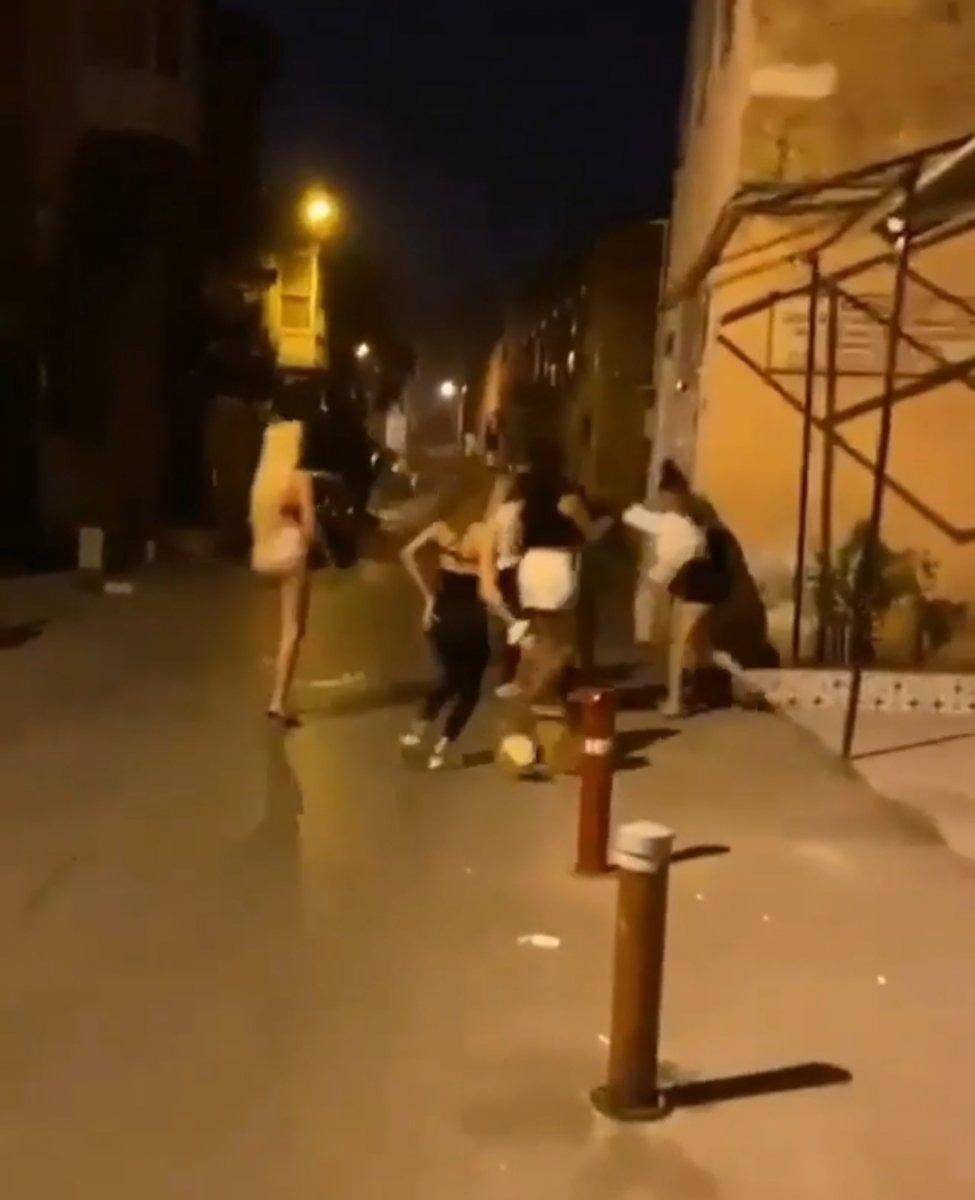 İzmir'de trans bireylerin kavgası: Öldüresiye dövdüler