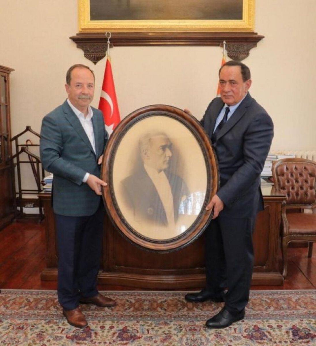 Edirne Belediye Başkanı Recep Gürkan'a Alaattin Çakıcı ile neden görüştün soruşturması