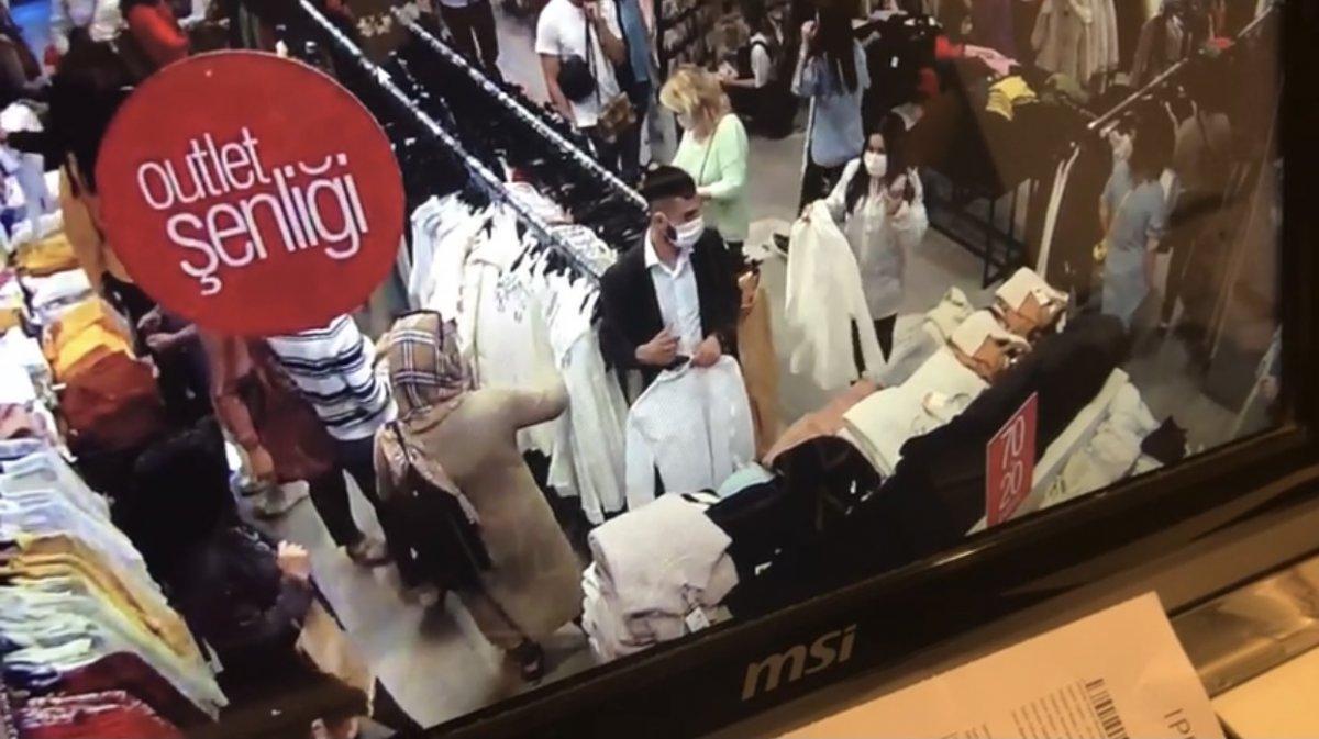 Ataşehir'deki kalabalık mağazada yüzük hırsızlığı