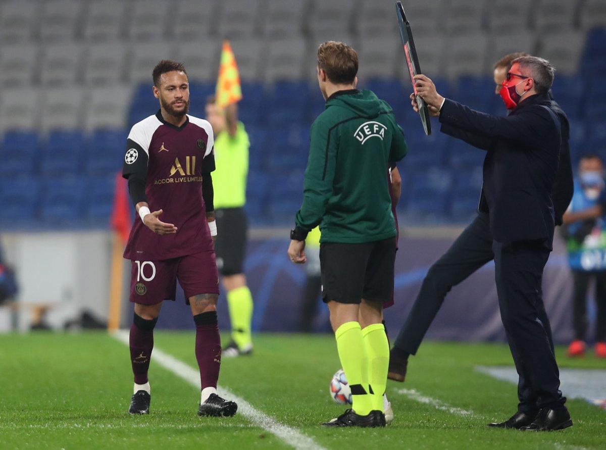 Neymar sakatlanınca gözyaşlarını tutamadı