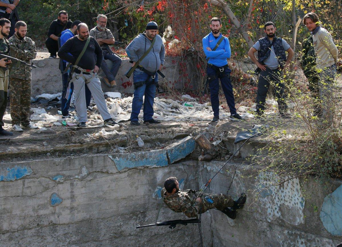Ermenistan askeri eğitim