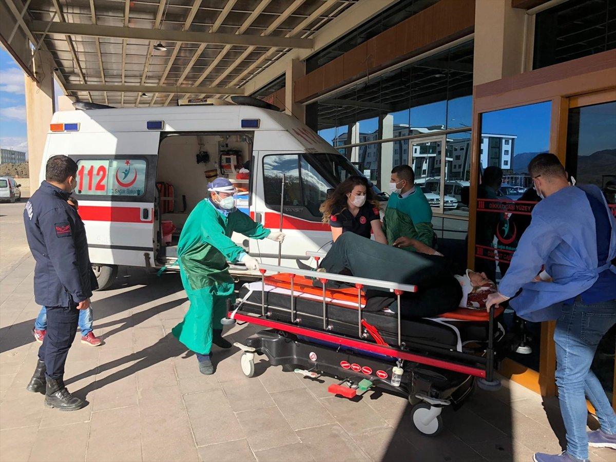 Konya'da kız istemeye giderken kaza yaptılar