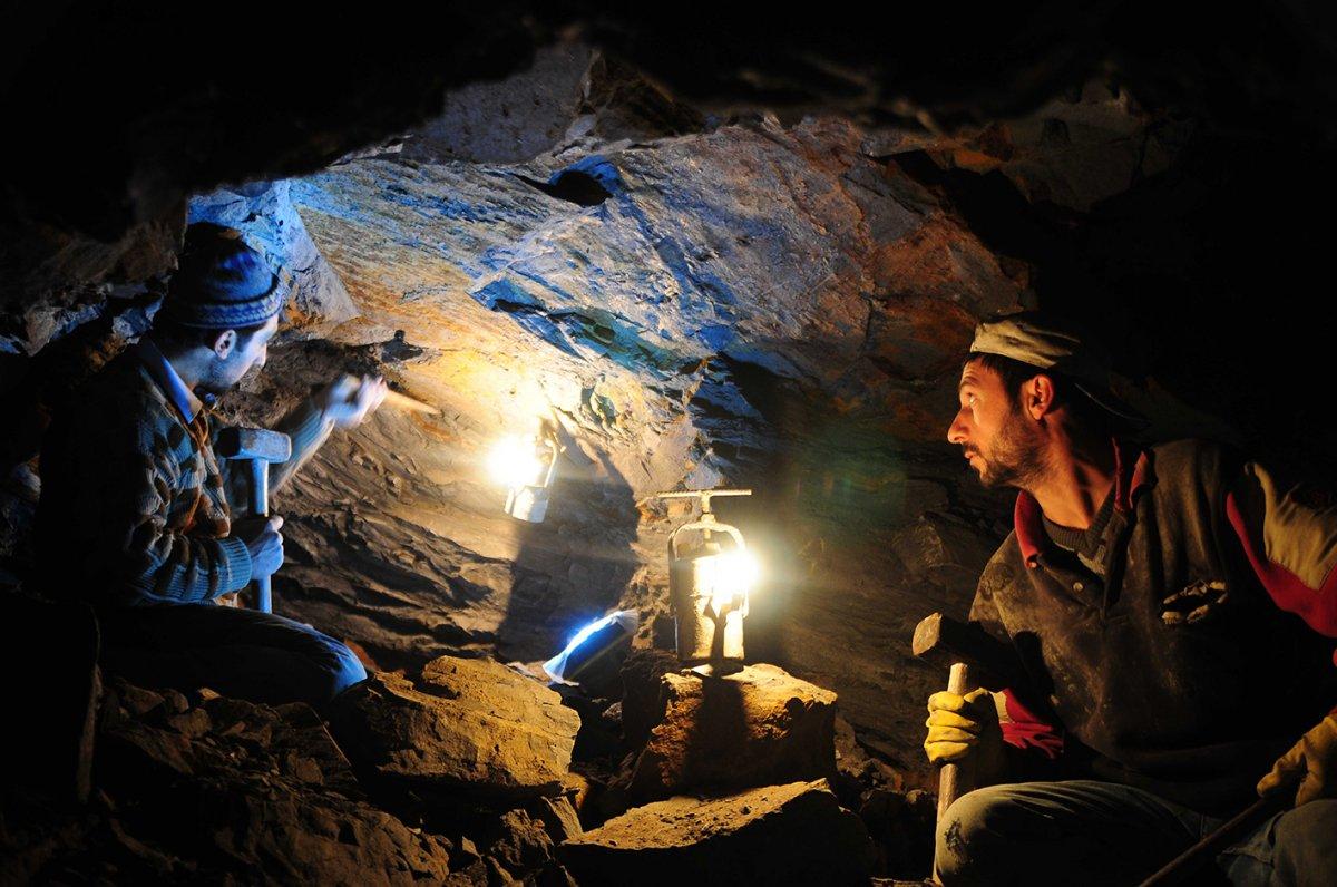 Oltu taşından fire vermeyen sistem üretildi