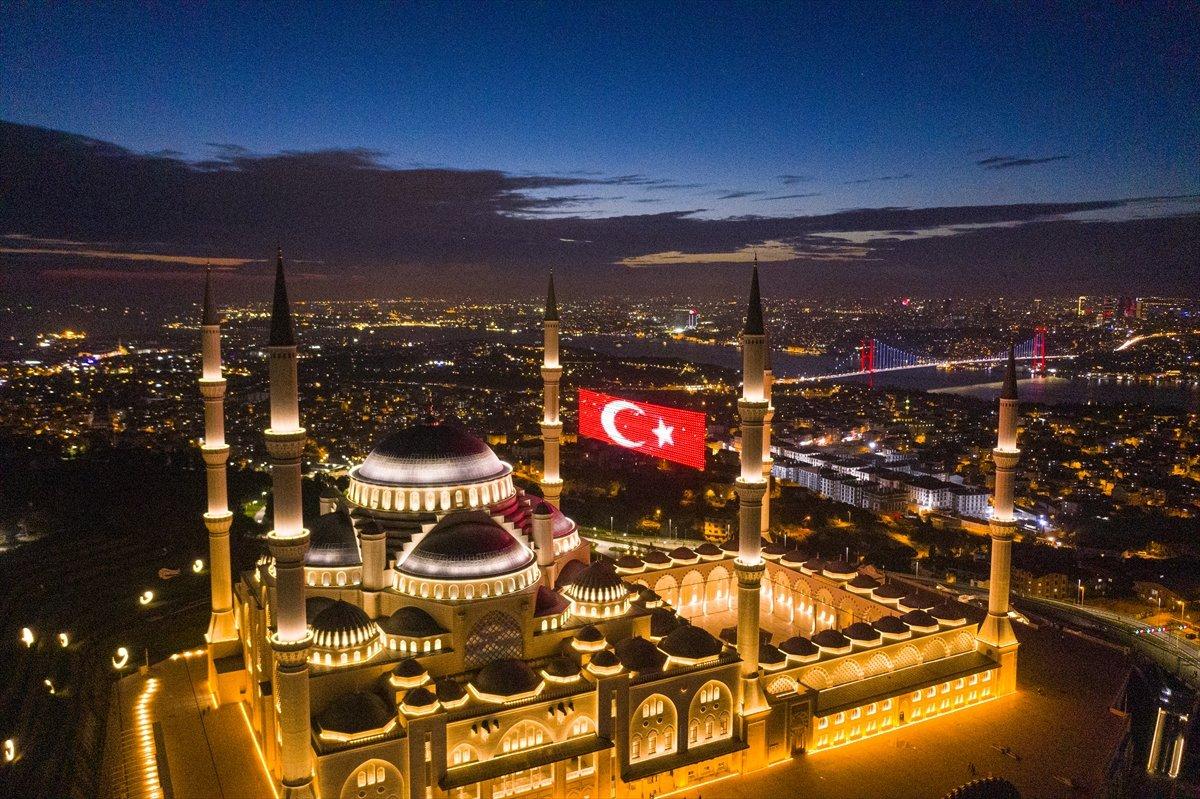 İstanbul'da 29 Ekim coşkusu