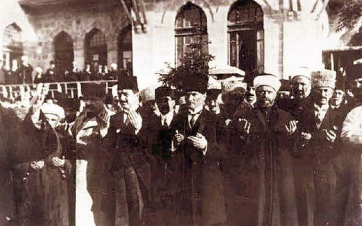 97 yıl önce kurulan Cumhuriyet'in kuruluş belgeleri