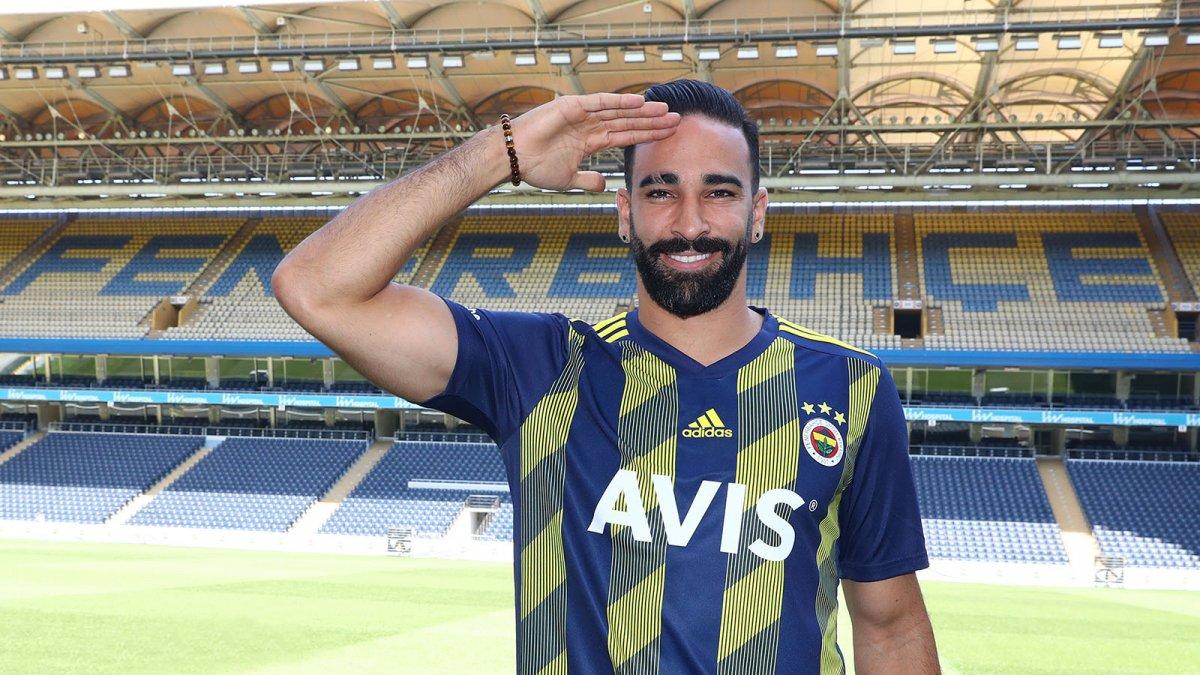 Adil Rami'den Macron'a tepki: Bizi pisliğe itiyorsun