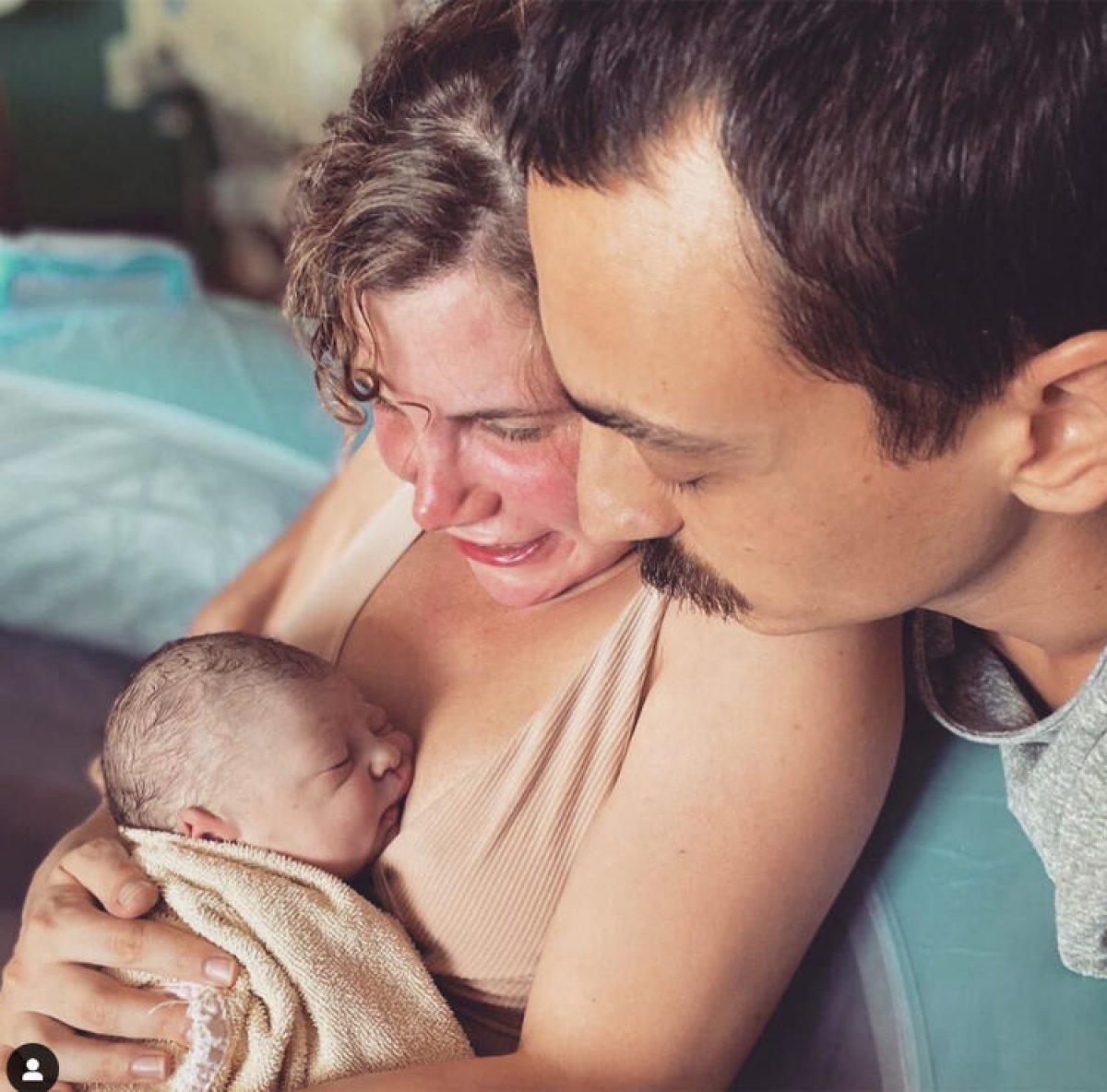 Ayşecan Tatari anne oldu