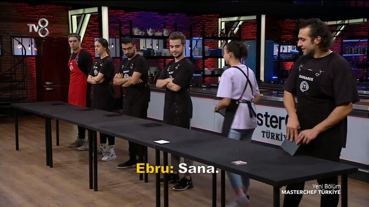 MasterChef'te Eray'ın burnuna sirke kaçtı