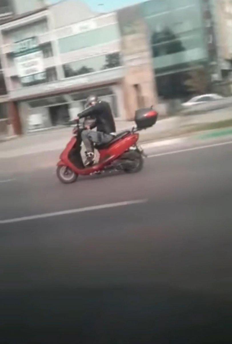 Bursa'da at koşturur gibi motor süren bir kişi kameralara böyle yakalandı