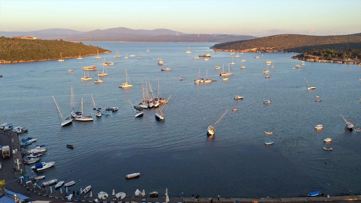 Depremin merkez üssü Seferihisar havadan görüntülendi