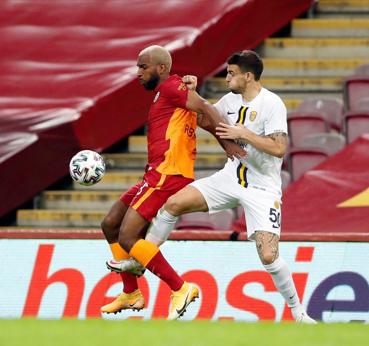 Galatasaray Babel'in golüyle Ankaragücü'nü yendi