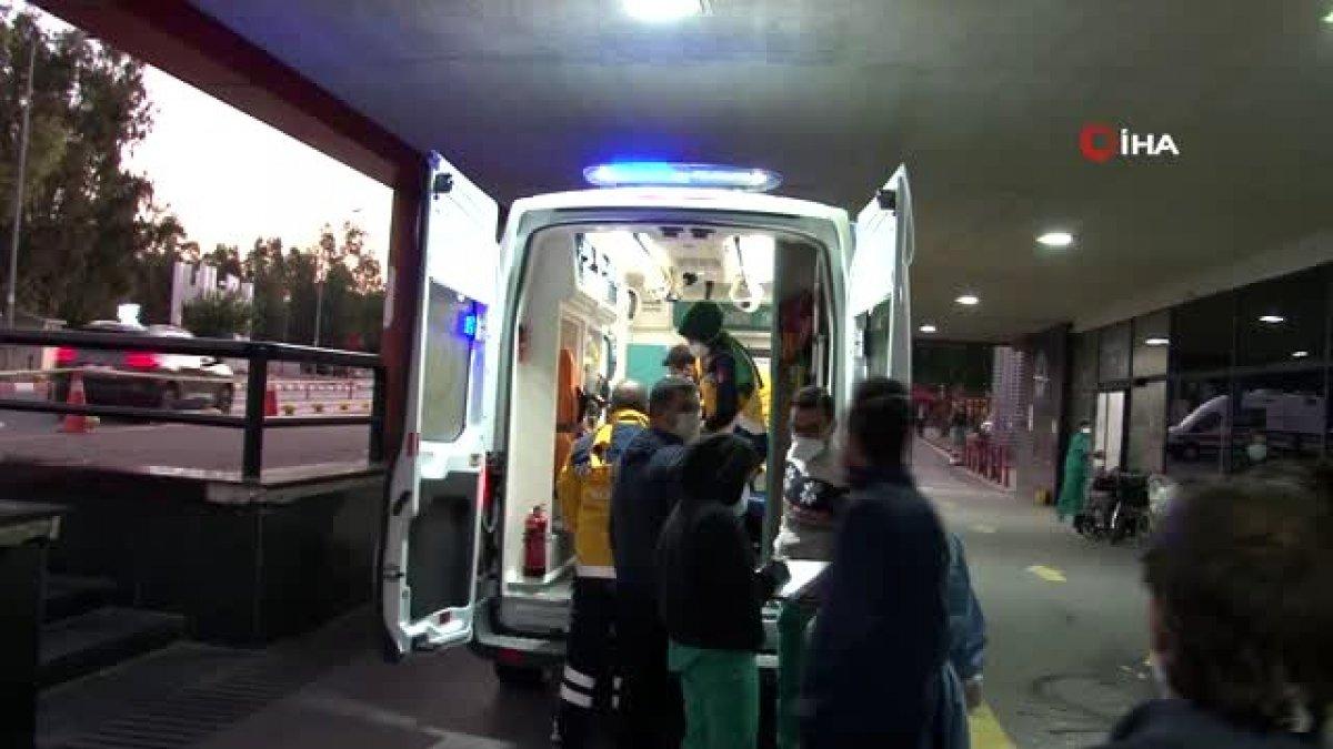 Depreme marketin kasasında yakalanan 3 kadını kısa mesaj kurtardı