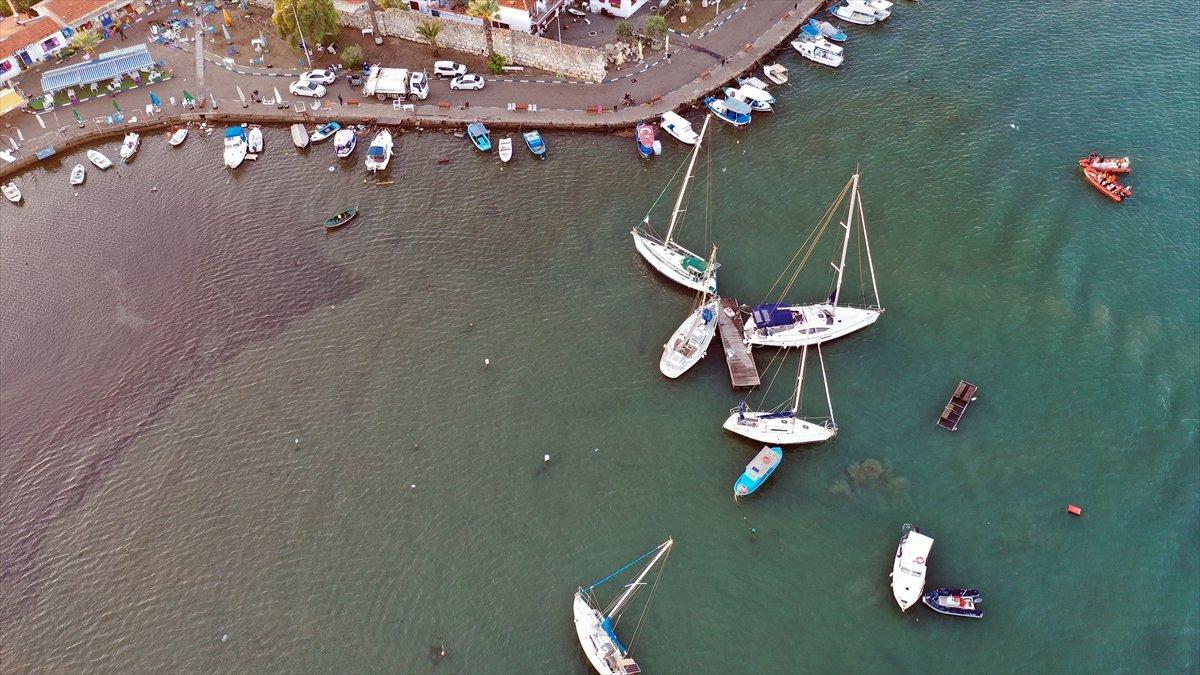 Depremin merkez üssü Seferihisar havadan görüntülendi