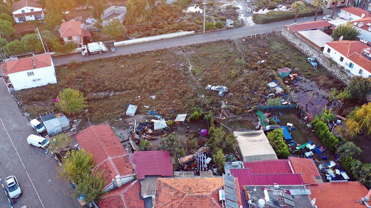 Depremin merkez üssü Seferihisar havadan görüntülendi