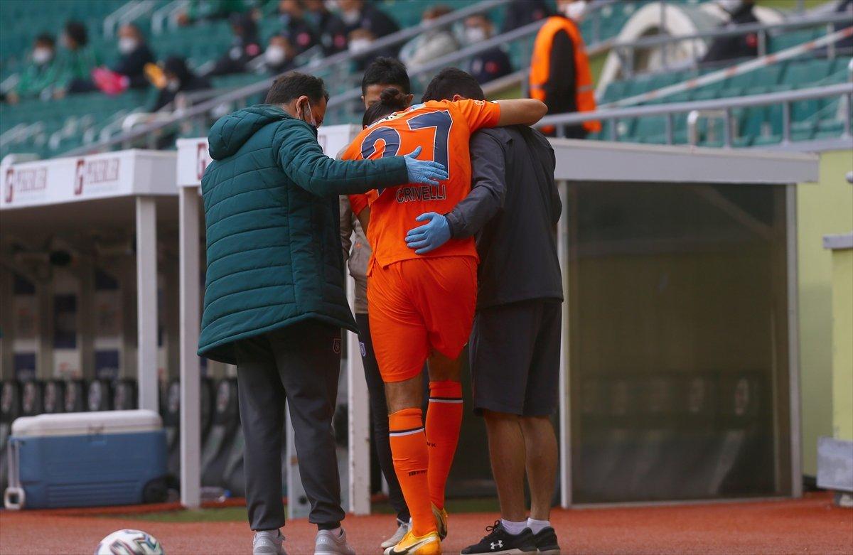 Enzo Crivelli sakatlandı