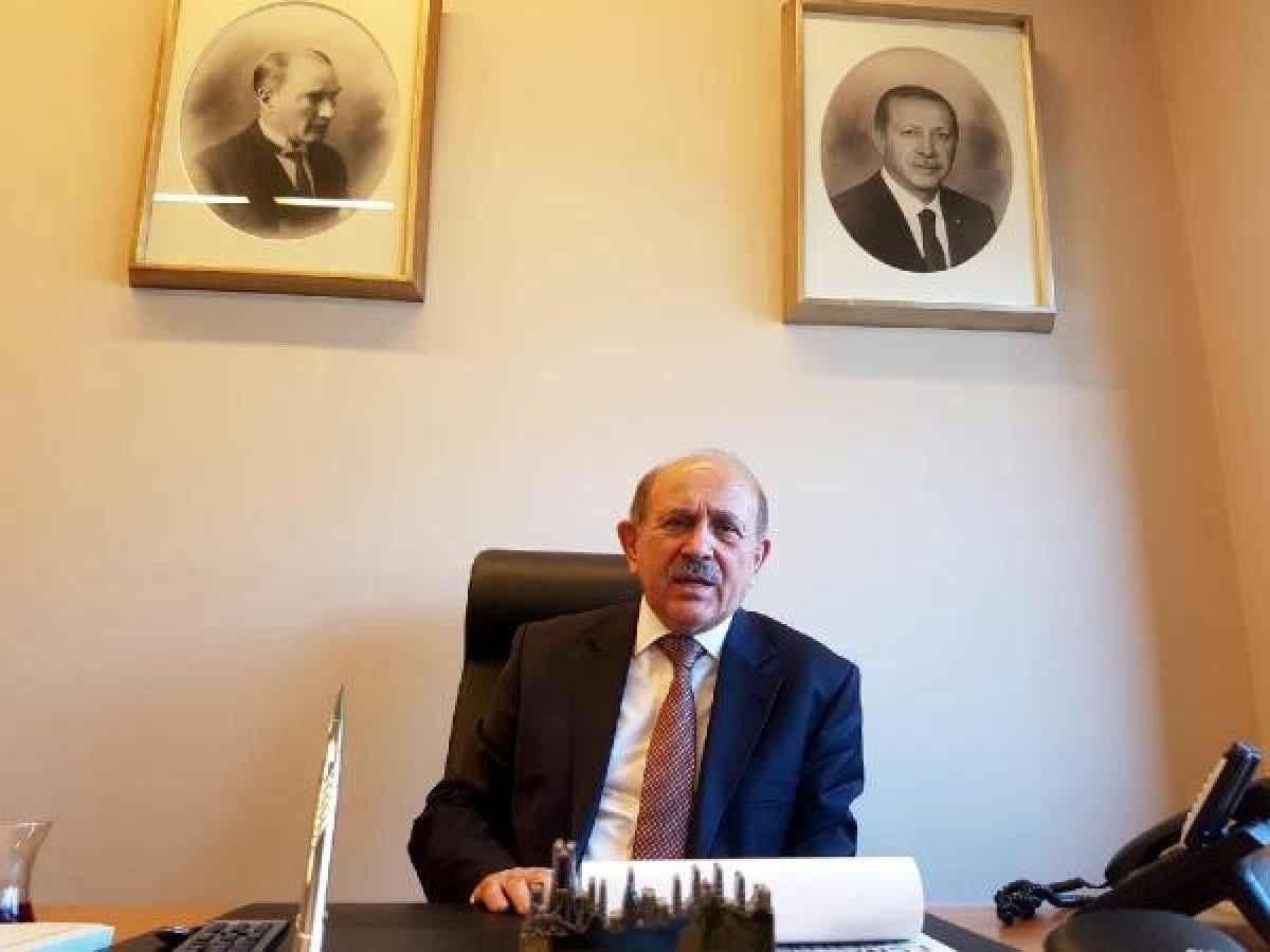 Burhan Kuzu koronavirüs nedeniyle hayatını kaybetti