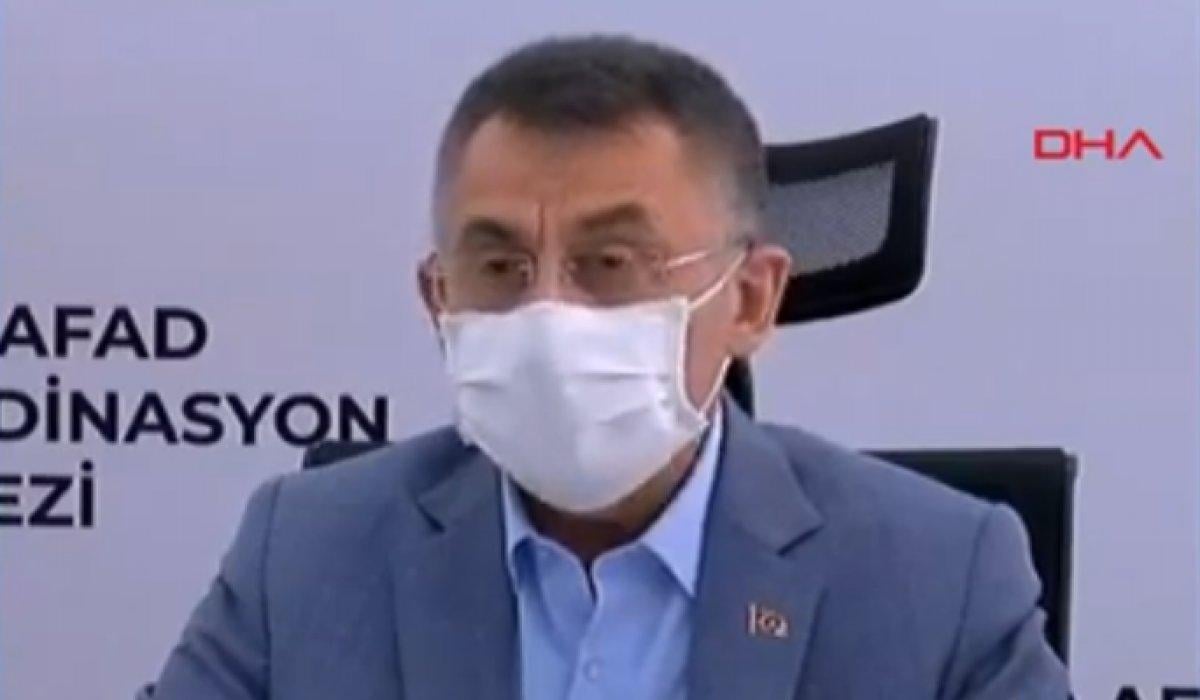 Cumhurbaşkanı Yardımcısı Fuat Oktay: İzmir'de 7 acil yıkılacak, 13 ağır hasarlı bina var