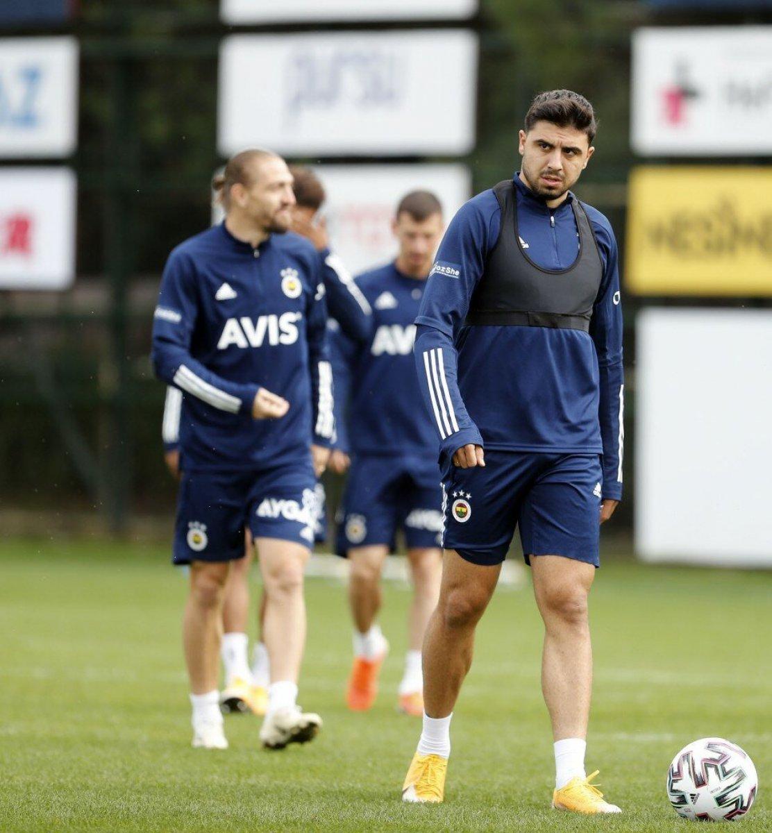 Ozan Tufan'a Leicester City talip oldu