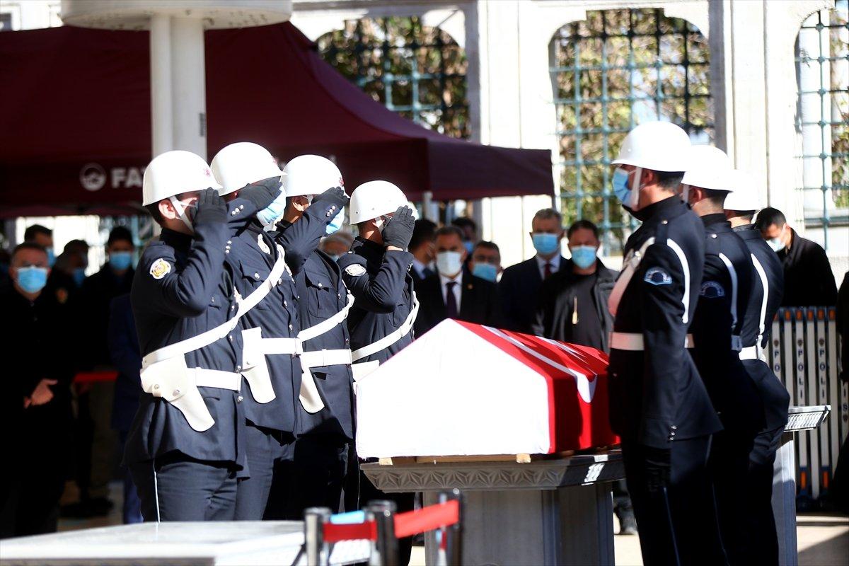 Burhan Kuzu için cenaze töreni düzenlendi