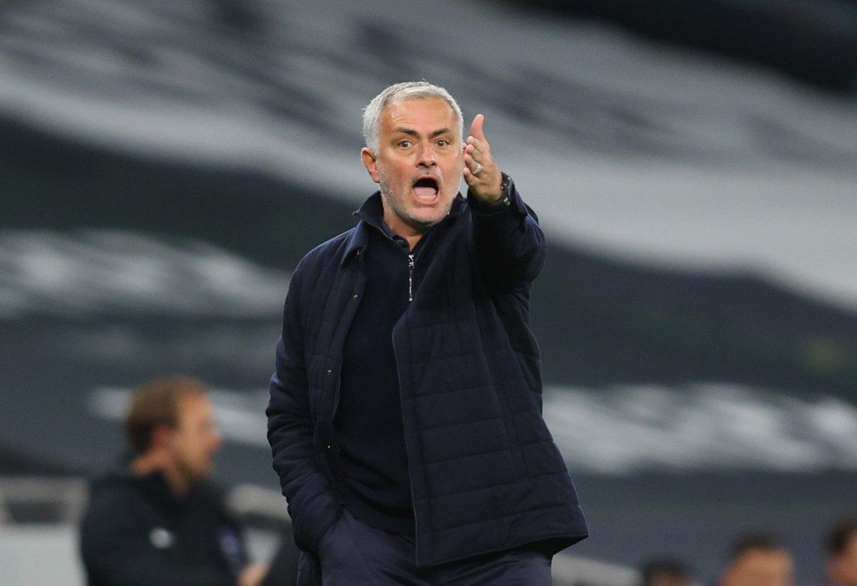 Jose Mourinho: Hakemler de basın toplantısına katılmalı