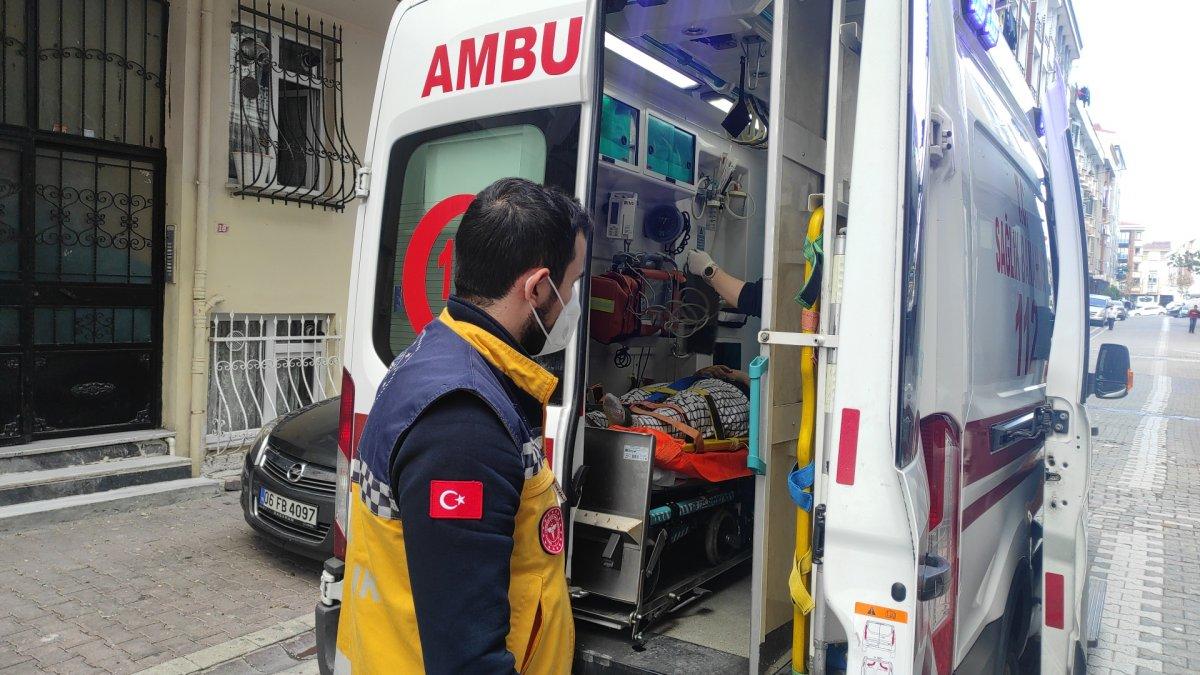 Esenyurt’ta tartıştığı eşini bıçakladı sonra polisi aradı