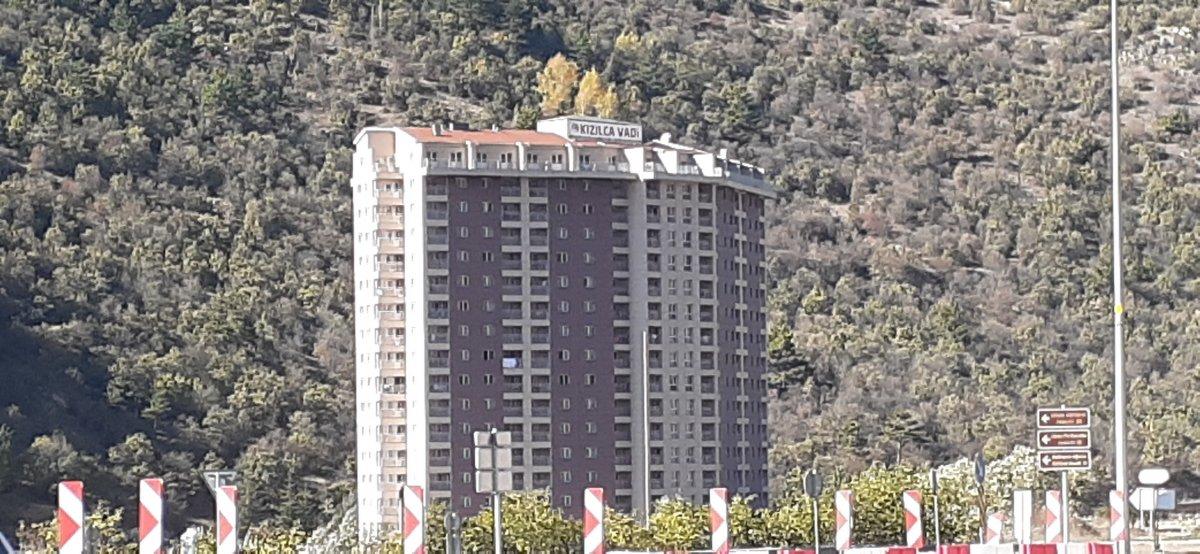 Ankara'da 17 yaşındaki Gamze Açar, otelin 5. katından düşerek şüpheli şekilde öldü