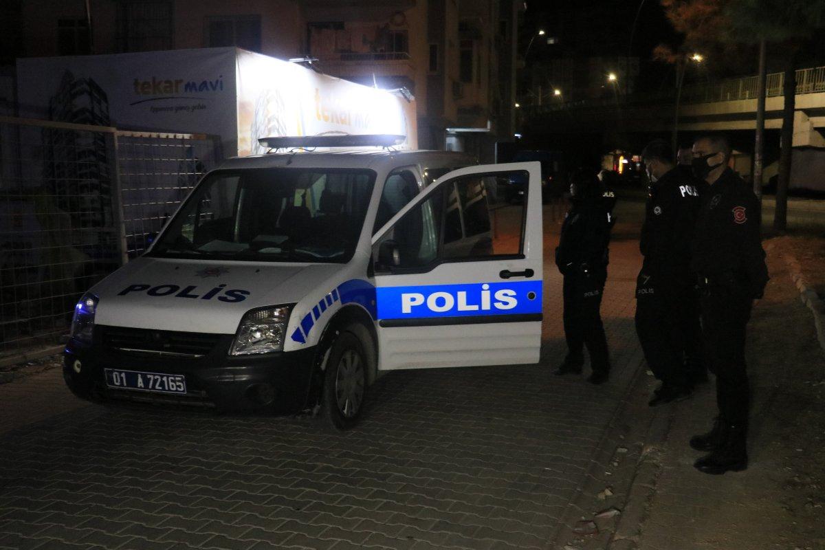 Adana'da inşaata giren hırsız, uyumak için girdiğini iddia etti