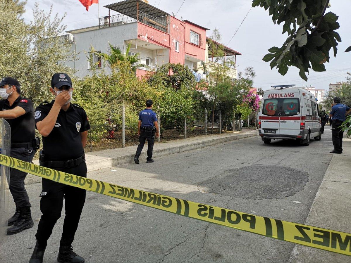Mersin'de eşini, baldızını ve kayınvalidesini öldürüp, intihara kalkıştı