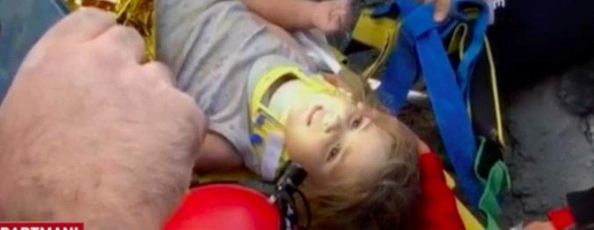 Tunç Soyer: Rıza Bey Apartmanı'ndan bir bebeğe canlı ulaşıldı