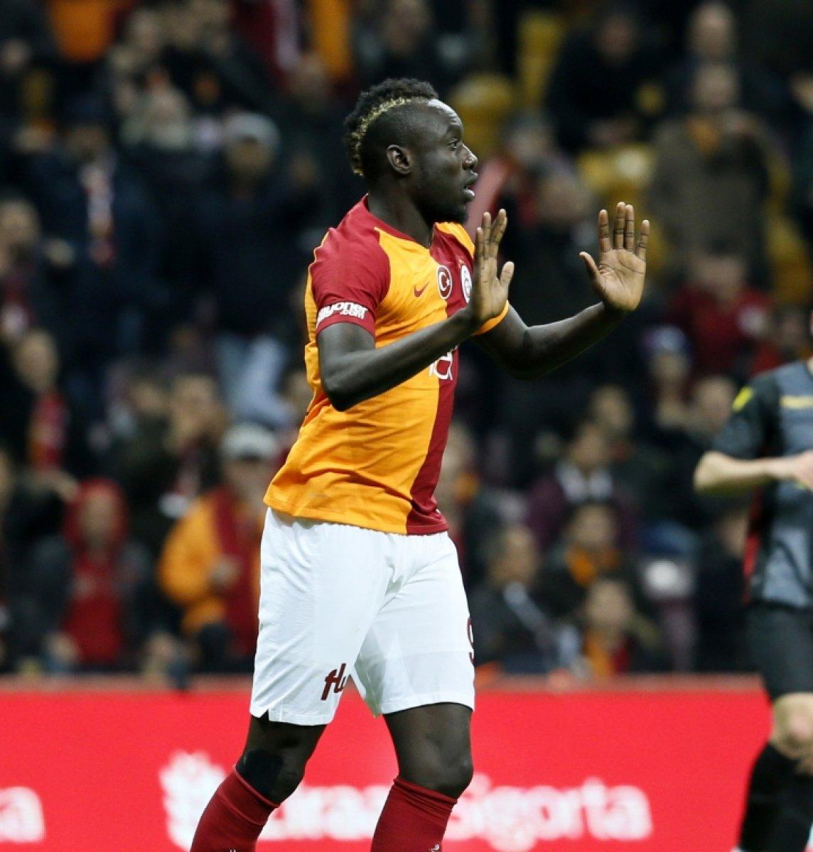 Mbaye Diagne'nin soyunma odasına gitme nedeni