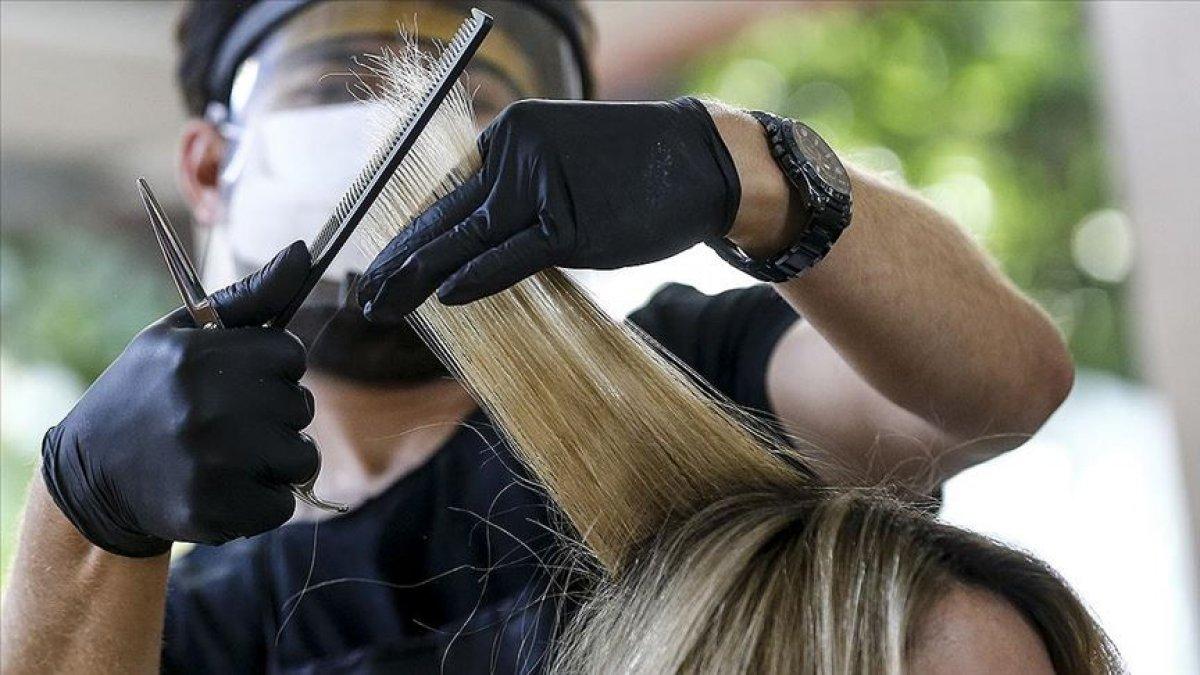 Mekanlar saat kaçta kapanacak? Restoran, internet kafe, berber, sinema kaça kadar açık olacak?