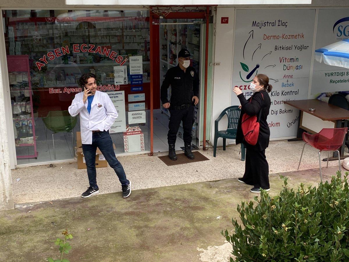 Maltepe'de kırmızı reçeteli ilacı vermeyen eczacıya şiddet