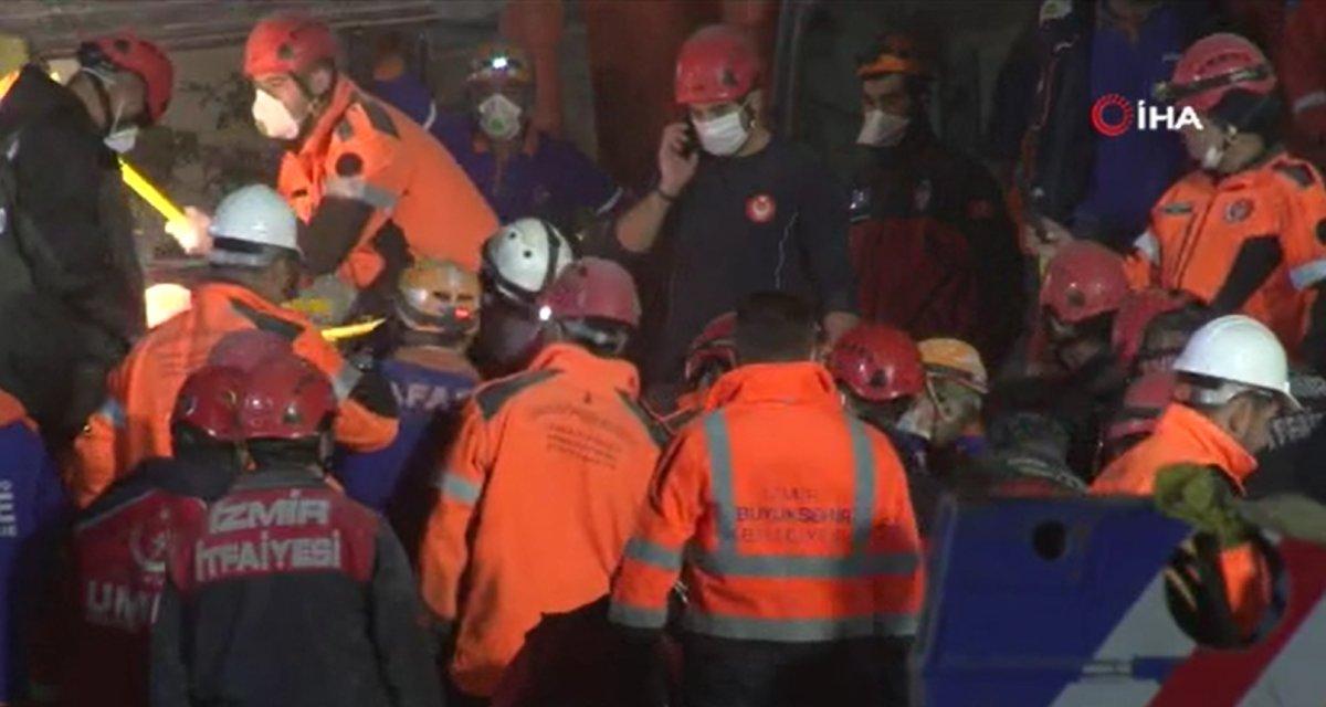 İzmir'deki depremde doktor Zarife Doğan'ın cansız bedenine ulaşıldı