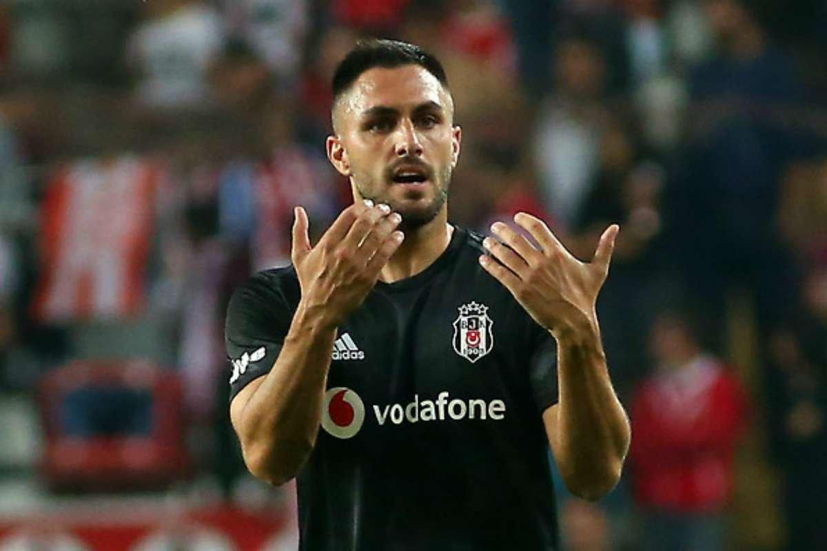 FIFA Victor Ruiz'i haklı buldu