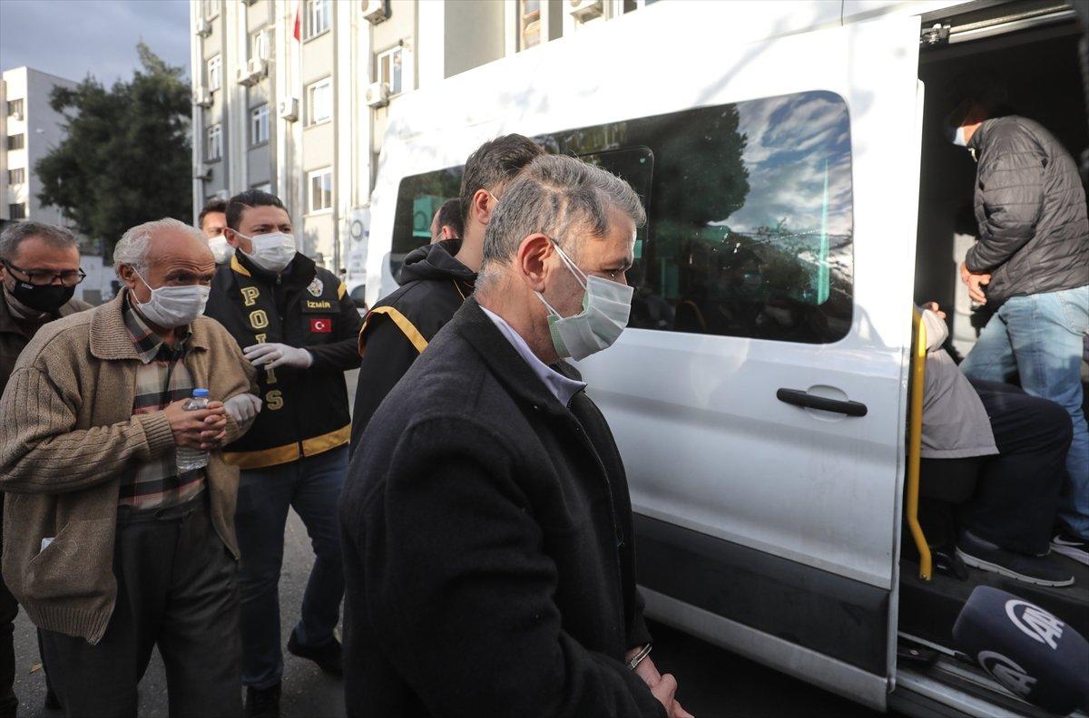 İzmir'de yıkılan binalarla ilgili gözaltına alınan 9 şüpheli adliyeye sevk edildi