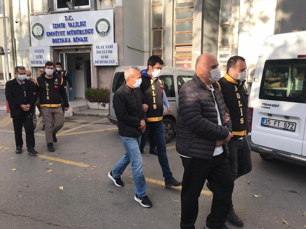 İzmir'de yıkılan binalarla ilgili gözaltına alınan 9 şüpheli adliyeye sevk edildi