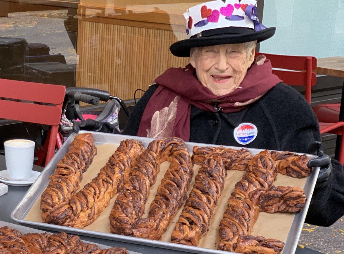 Joe Biden’a oy veren 104 yaşındaki kadın: Sonunda mutlu bir şekilde ölebilirim