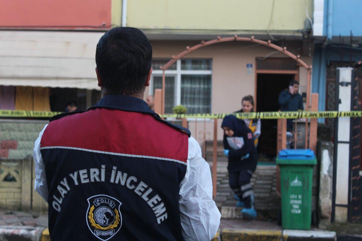 Kocaeli’de kahvesine extacy hap koyarak kadını zehirleyip, zorla ilişkiye girdiler