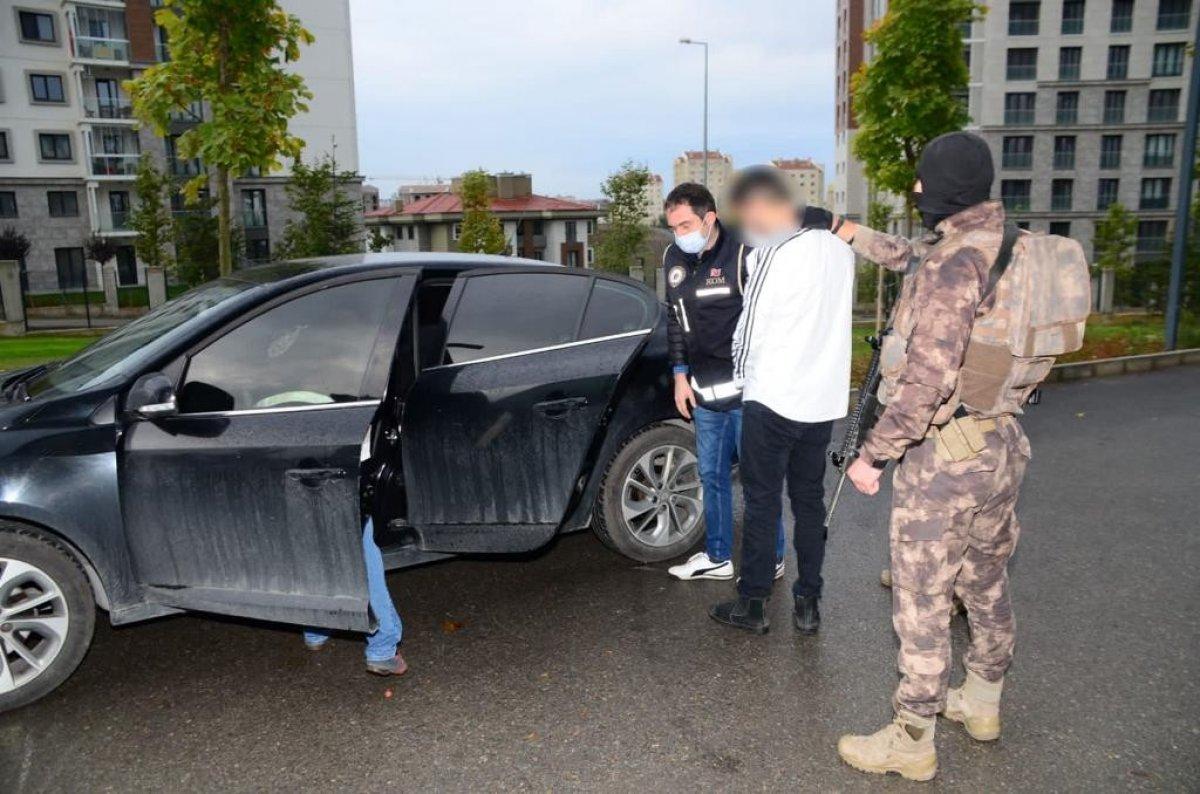 Kocaeli'de internet üzerinden dolandırıcılık yapan çete çökertildi