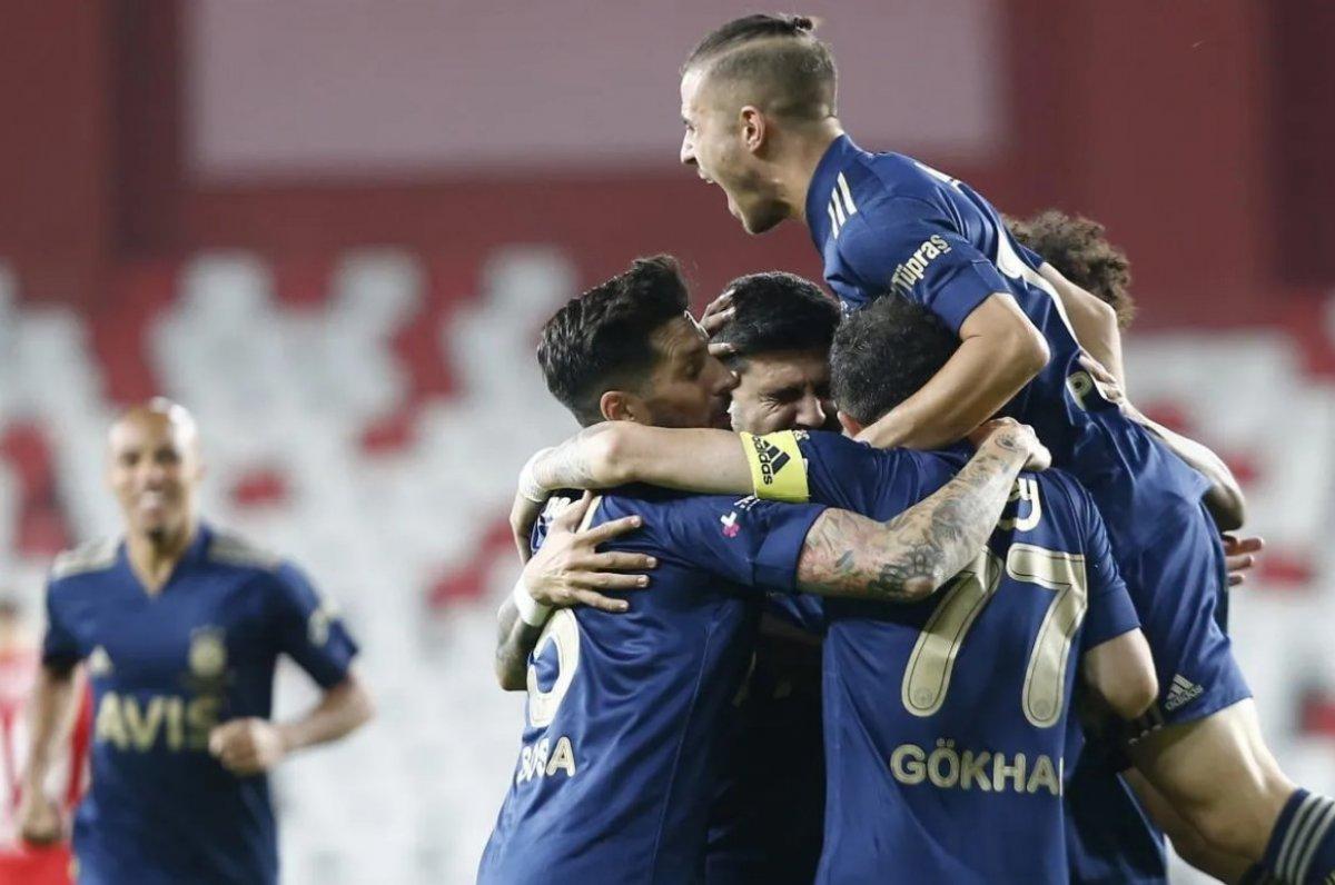 Fenerbahçe-Konyaspor maçının muhtemel 11'leri