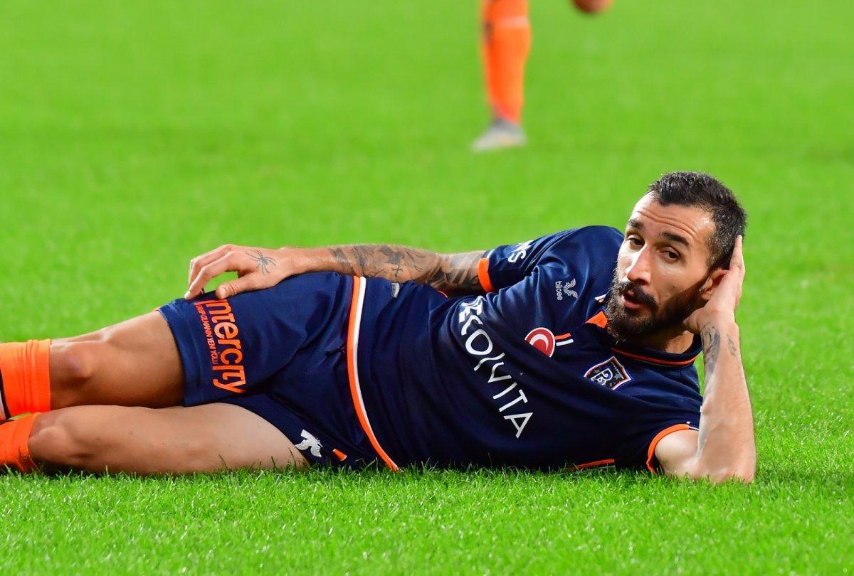 Başakşehir 90+4'te Mehmet Topal'la 3 puanı aldı