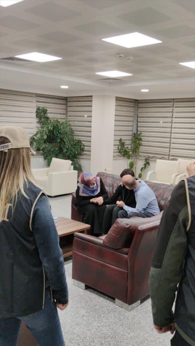 Diyarbakır'da evlat nöbetindeki bir aile daha evladına kavuştu