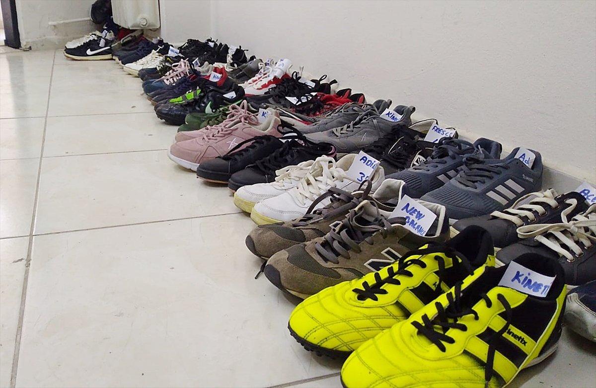 Manisa'da apartmandan 35 çift ayakkabı çalan zanlı tutuklandı