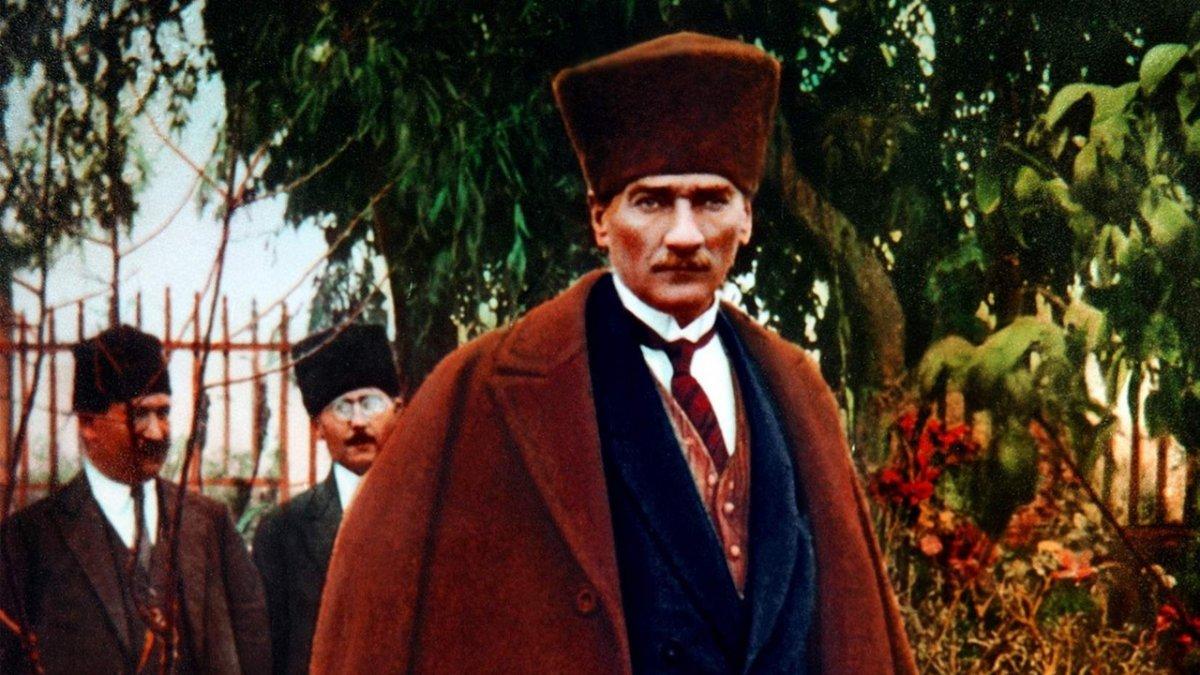 10 Kasım 2020 Atatürk'ün ölüm yıl dönümü ile ilgili resimler ve Atatürk'ü Anma mesajları
